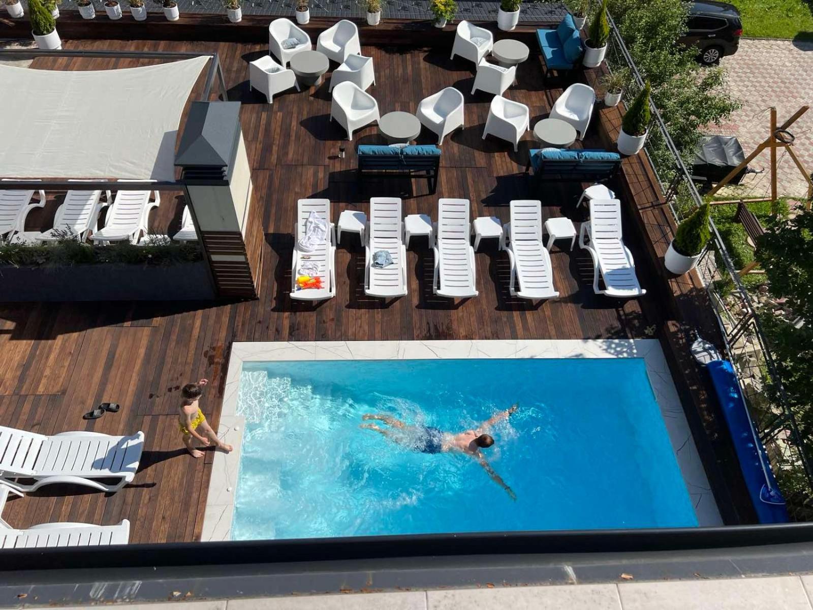 Krucha Hotel Буковел Екстериор снимка